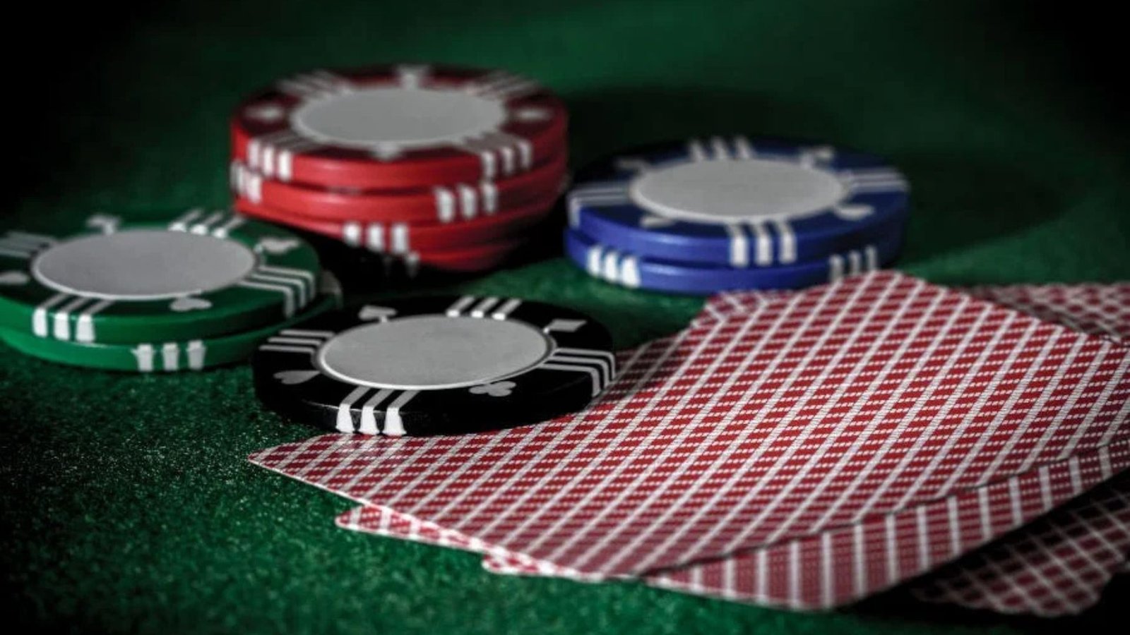 Are Free Spins Better Than Free Cash in Casino Bonuses